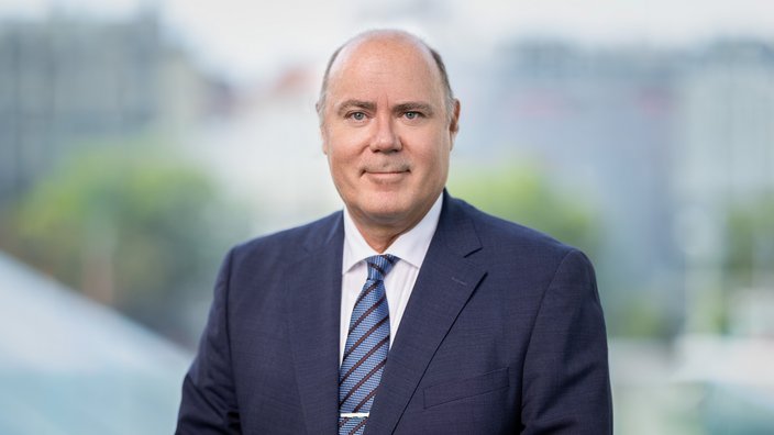 Mag. Ronald Laszlo ist Mitglied des Vorstandes der VBV-Betriebliche Altersvorsorge AG, VBV-Pensionskasse Aktiengesellschaft, VBV-Pensionsservice-Center GmbH und Betriebliche Altersvorsorge-SWE GmbH