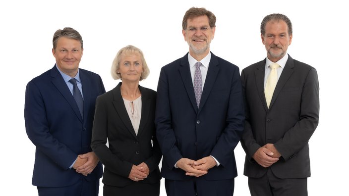 Der Vorstand der VBV-Vorsorgekasse bestehend aus Christian Reiss (Mitglied des Vorstandes), Michaela Attermeyer (Mitglied des Vorstandes), Andreas Zakostelsky (Vorstandsvorsitzender), Martin Vörös (Mitglied des Vorstandes)