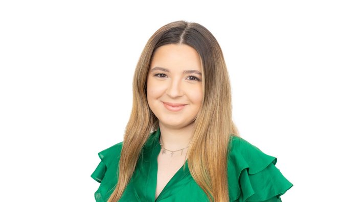 Artina Elezaj
