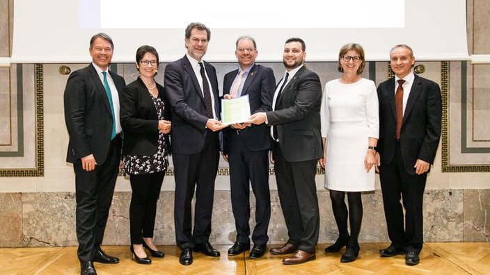 VBV-Team bei der Übergabe des ASRA Awards 2018